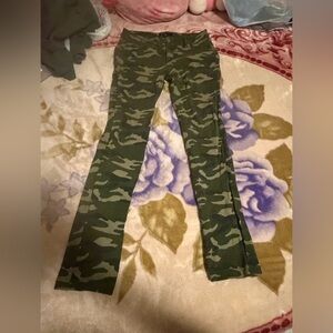 Women’s Camo Flare Pants - Olive Camo